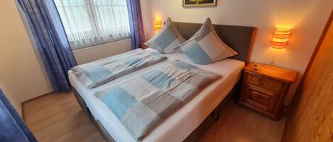 1 bedroom, Internet, bed sheets