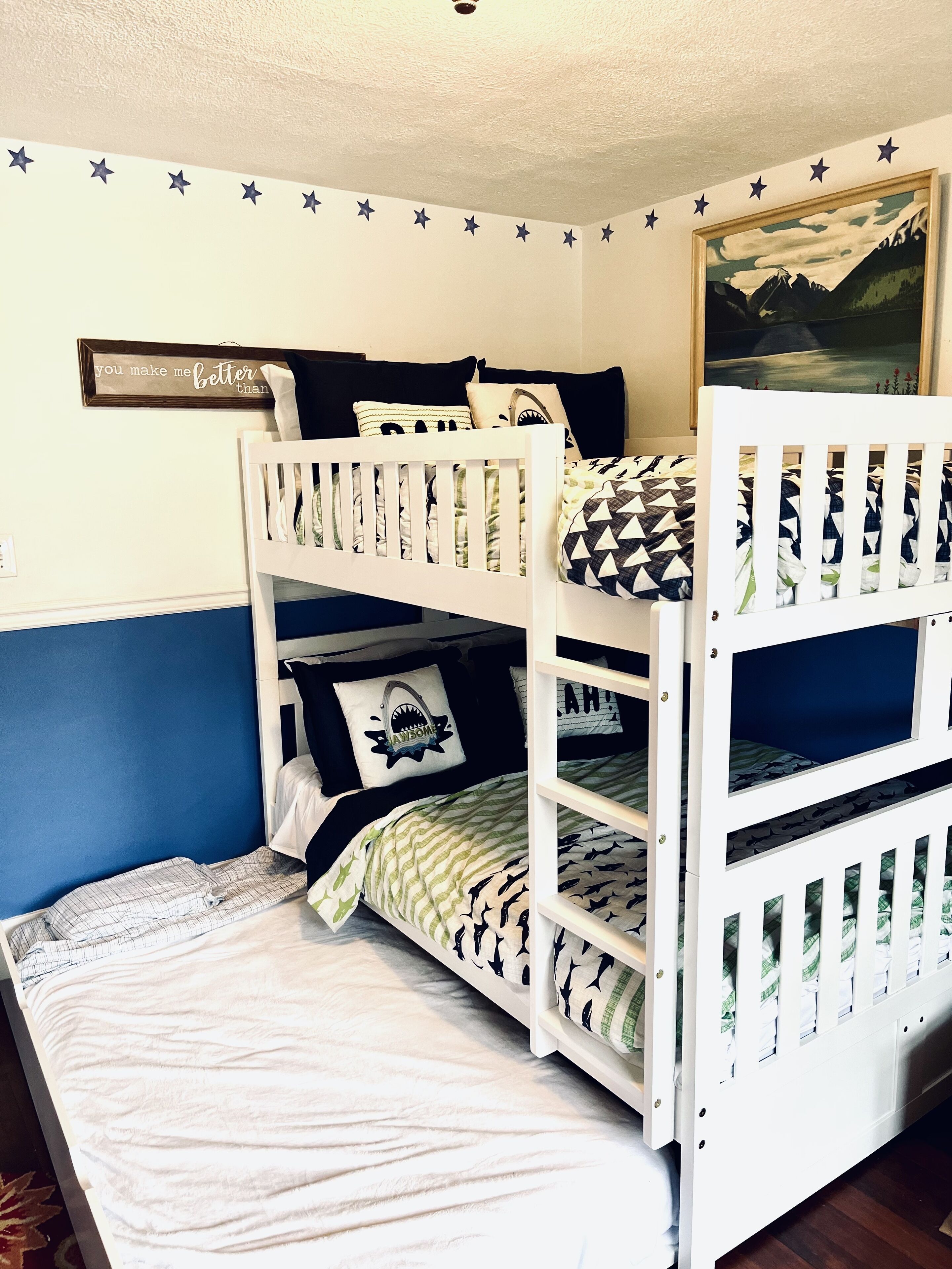 Downtown 3-Story Home with Hot Tub and Bikes!  Short Walk to Lake and Beach!