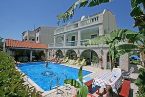 Pool - Villa Lo-mar - Apartment 3 mit Privatpool & Grosser Terasse - Nahe der Kirche (Medulin)