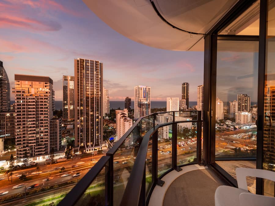 Executive King Panoramic - Includes Executive Lounge Access | Balcony view