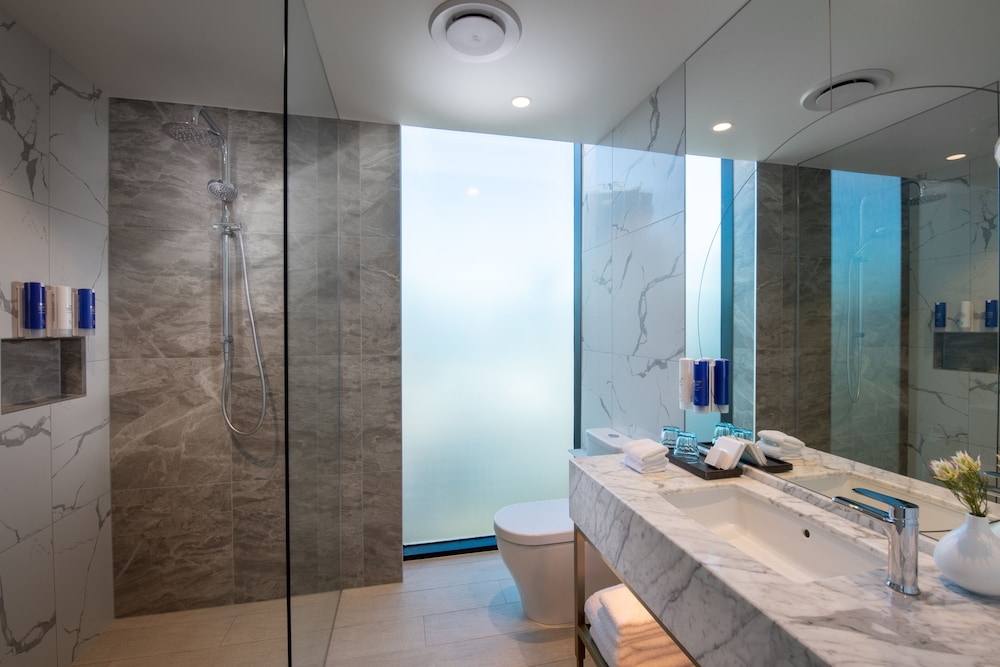 Dorsett Gold Coast by null