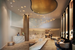 Mostrador para check-in y check-out