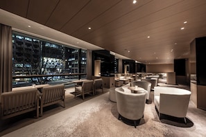 Lounge - The Royal Park Hotel Iconic Kyoto (Kyoto)