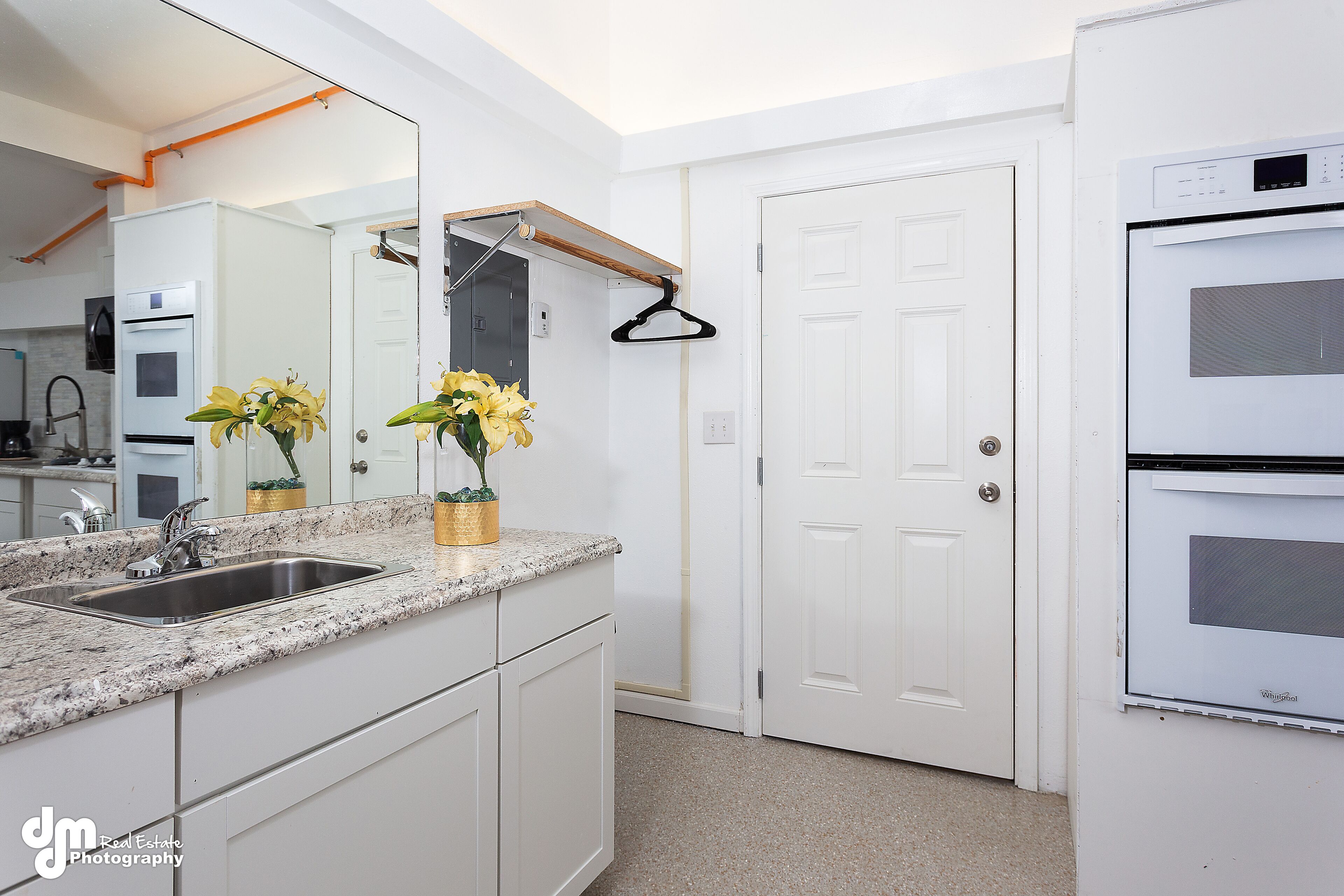 Chugach Mountain View Fox Den Suite