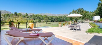 Finca Tirana with Mountain View, Garden & Wi-Fi