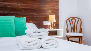 3 sovrum, strykjÀrn/strykbrÀda, gratis wi-fi och sÀngklÀder