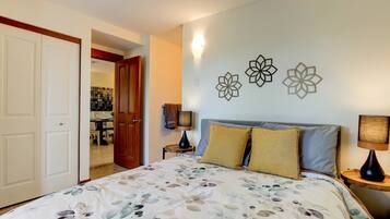 3 bedrooms, WiFi, bed sheets