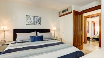 3 bedrooms, WiFi, bed sheets