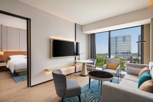 Classic Suite, 1 Bedroom | Premium bedding, down comforters, minibar, in-room safe