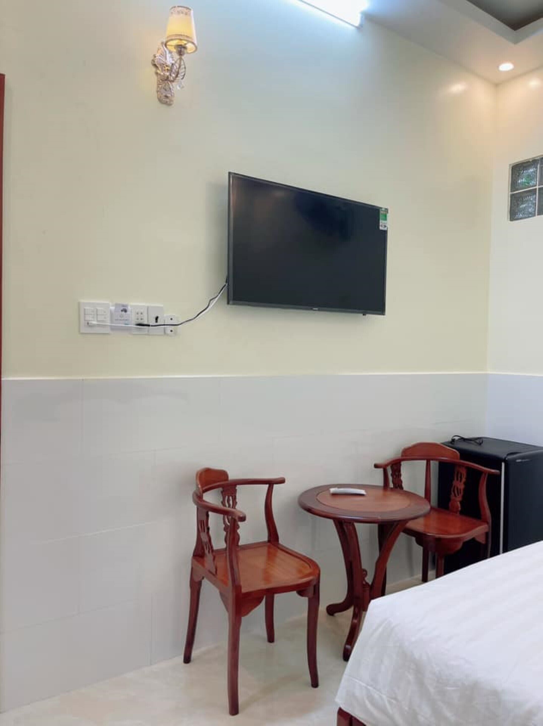 superior double room | minibar, in-room safe, desk, blackout curtains