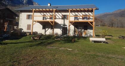 Gite au Calme Avec vue sur les Montagnes