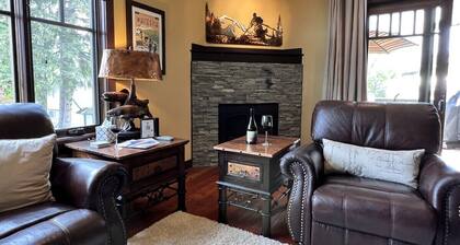 Downtown Condo - Walking distance to restaurants