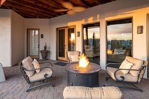 Terrace/patio - Starscape - An Enchanting Cave Creek Estate (Cave Creek)