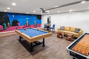 Games room - Starscape - An Enchanting Cave Creek Estate (Cave Creek)