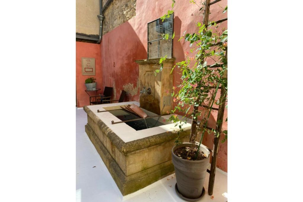 B&B Villa des Muses in the heart of a village in Provence