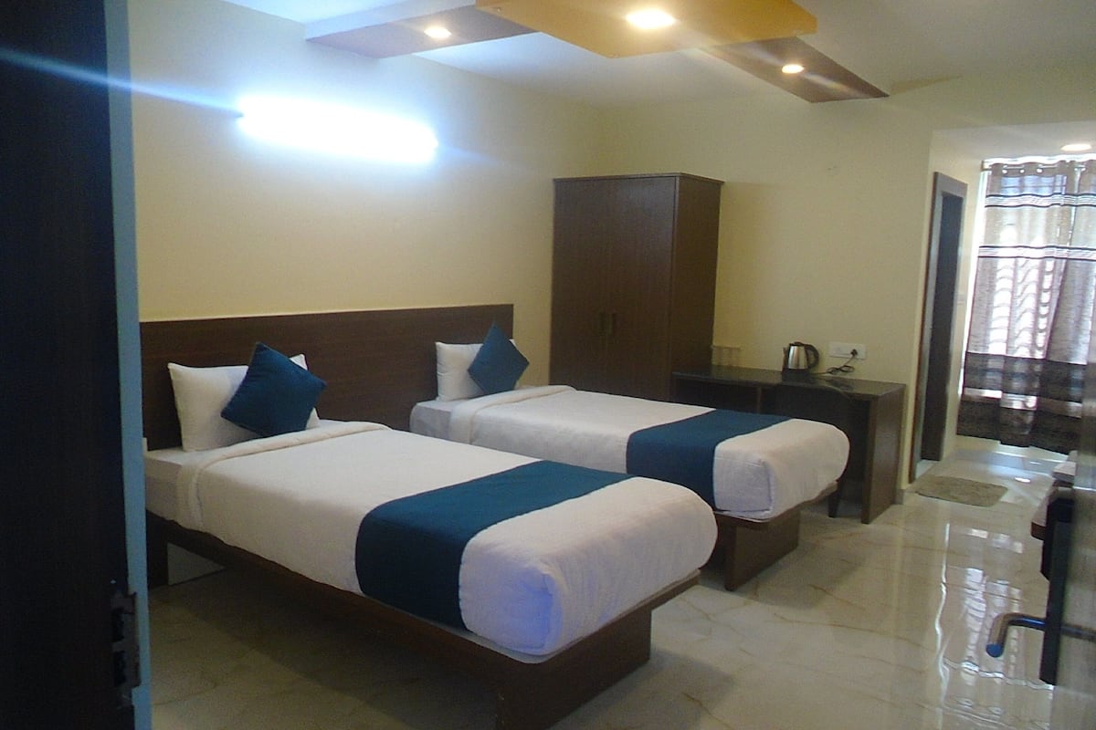 Ropa de cama de alta calidad, muebles diferentes y ropa de cama