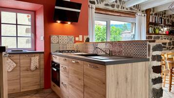 Kühlschrank, Mikrowelle, Geschirrspüler