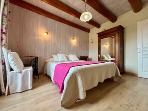 3 bedrooms, free WiFi, bed sheets