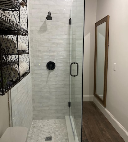 Shower, hair dryer, towels. Wine Country Retreat at Cardinal Hill