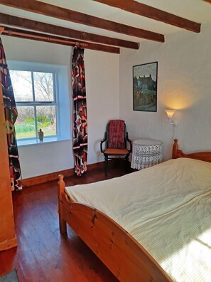 2 bedrooms, WiFi - Stunning views. Sleeps 4 (Renvyle)