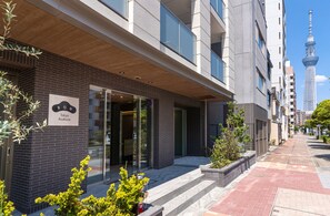 Entrée de l’hébergement