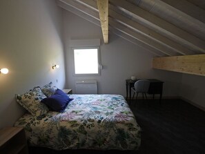 2 chambres, draps fournis