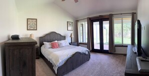 3 Schlafzimmer, Schreibtisch, Bügeleisen/Bügelbrett, kostenloses WLAN