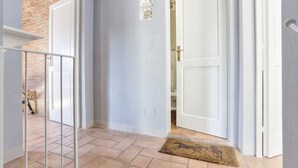 House, 2 Bedrooms, Smoking | Bathroom - Duplex Apartment for 4 People (Palaia)