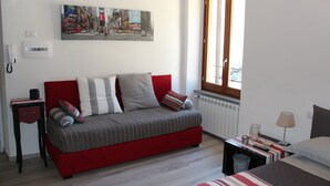 Apartment, Refrigerator | Living area - The Window on the Cathedral - Studio Apartment (Orvieto)