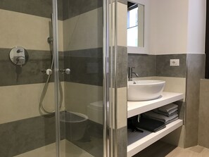 Apartment, 1 Bedroom, Refrigerator | Bathroom | Hair dryer, shampoo - The Window on the Cathedral - Superior (Orvieto)