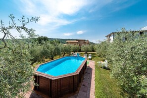 Vila, 2 quartos, acessível, varanda | Jardim