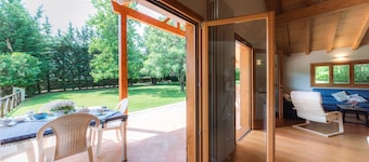Villa Degli Ulivi, With Large Garden and Swimming Pool