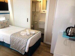 1 bedroom, soundproofing, iron/ironing board - A Warmly Welcome Home to Star Holiday Hotel 6 (Istanbul)