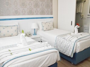 Room, 1 Bedroom, Terrace | 1 bedroom, soundproofing, iron/ironing board