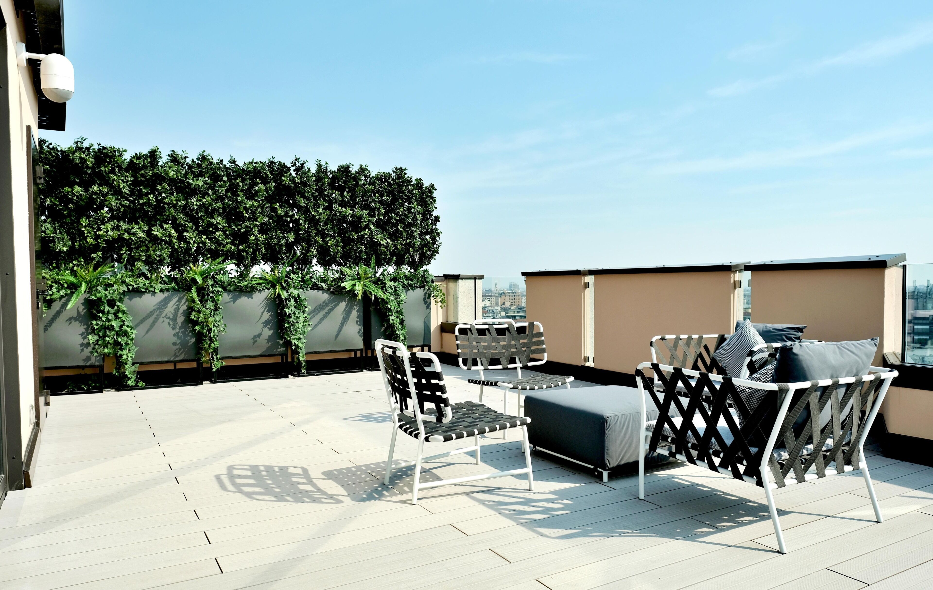 San Babila Modern Apartment