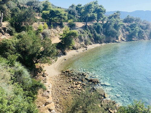 SECRET PARADISE-MODERN HOUSE-PRIVATE SMALL BEACH