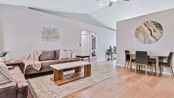 TV, Netflix, Hulu, serviços de streaming