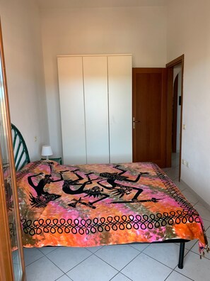 2 bedrooms