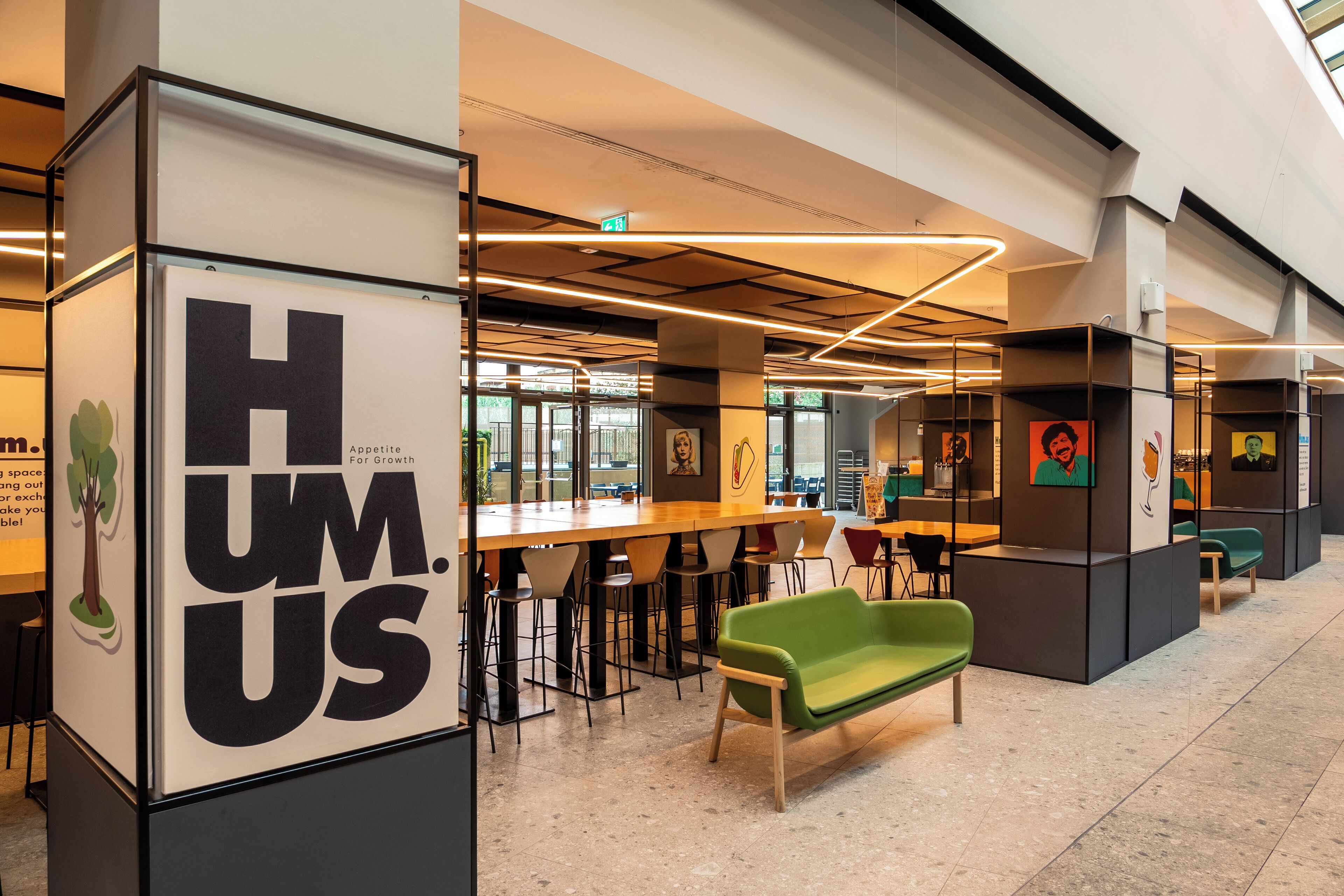 Daily continental breakfast (EUR 12 per person)