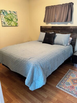 1 quarto, Wi-Fi de cortesia, roupa de cama