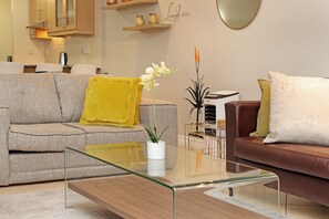 Apartment (2 Bedrooms) | Interior - Seaside Village L11 (Cape Town)