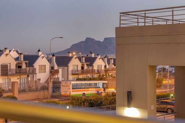 Apartment (2 Bedrooms) | Front of property