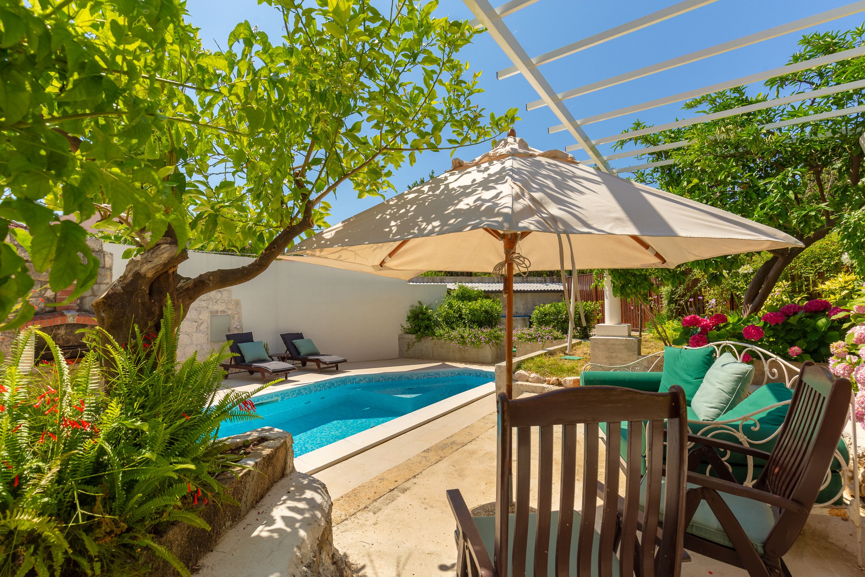 Traditional Villa | Terrace/patio