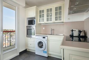 Fridge, microwave, oven, dishwasher