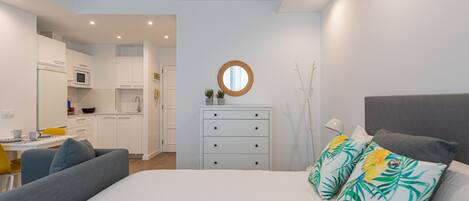 1 bedroom, free WiFi, bed sheets