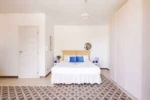 2 Schlafzimmer, Bügeleisen/Bügelbrett, Bettwäsche