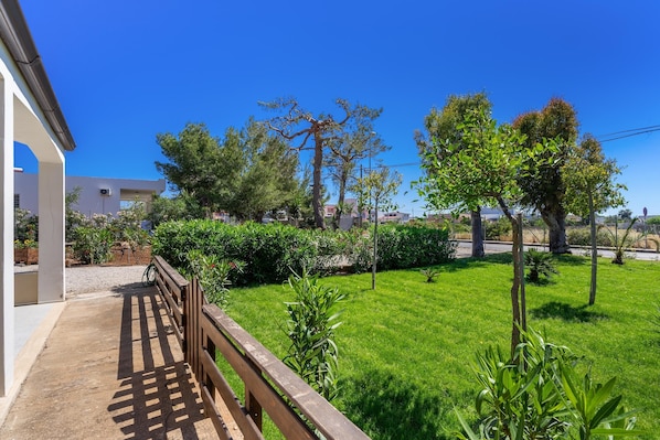 Garden - 2003 Villetta Dolores (Porto Cesareo)