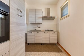 Villa | Eigene Küche | Großer Kühlschrank, Ofen