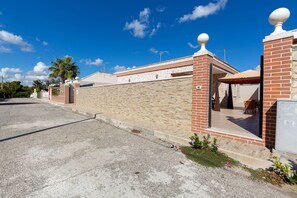 Exterior - 2100 Villetta Martina (Porto Cesareo)