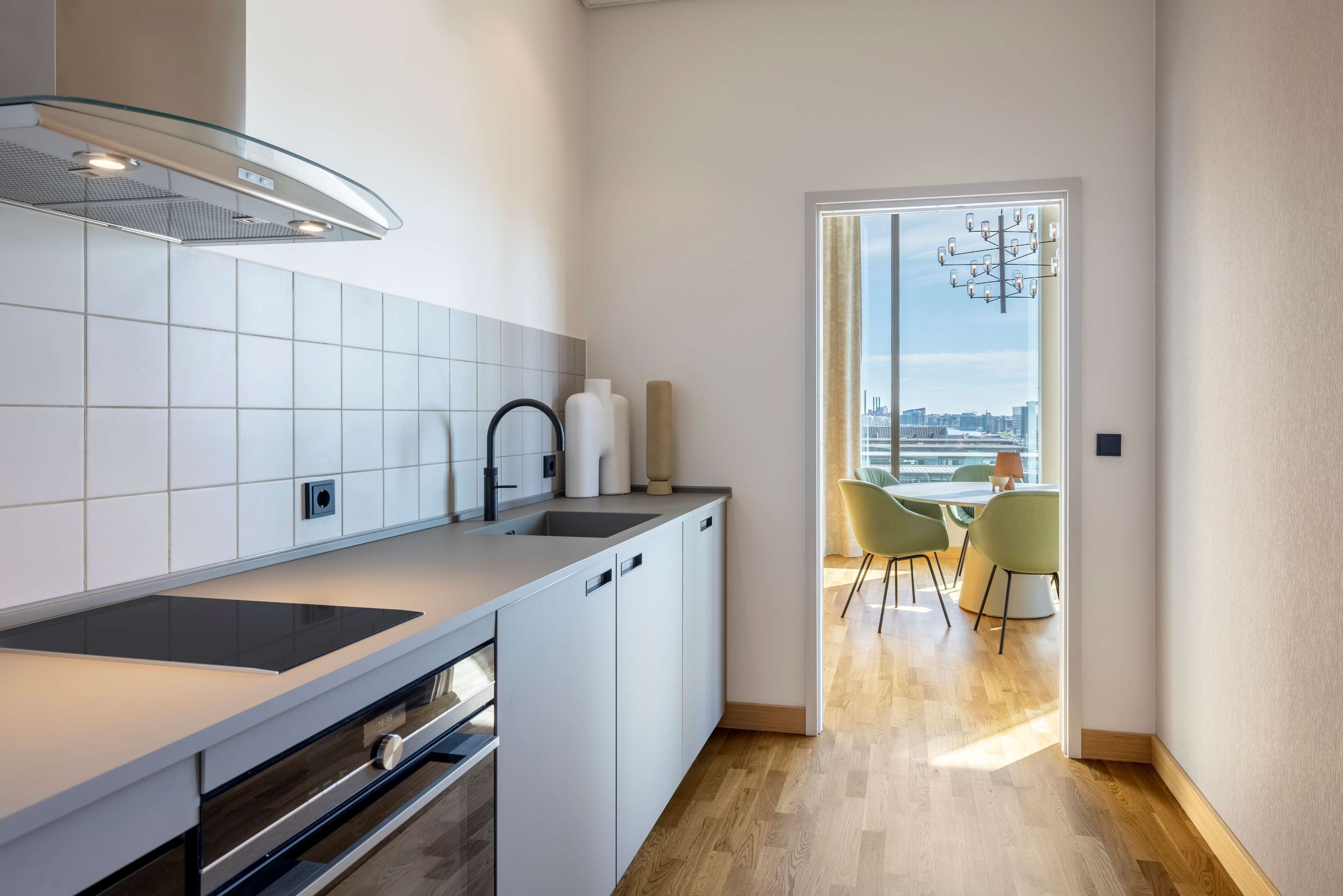 presidential suite (view) | 1 bedroom, minibar, in-room safe, desk